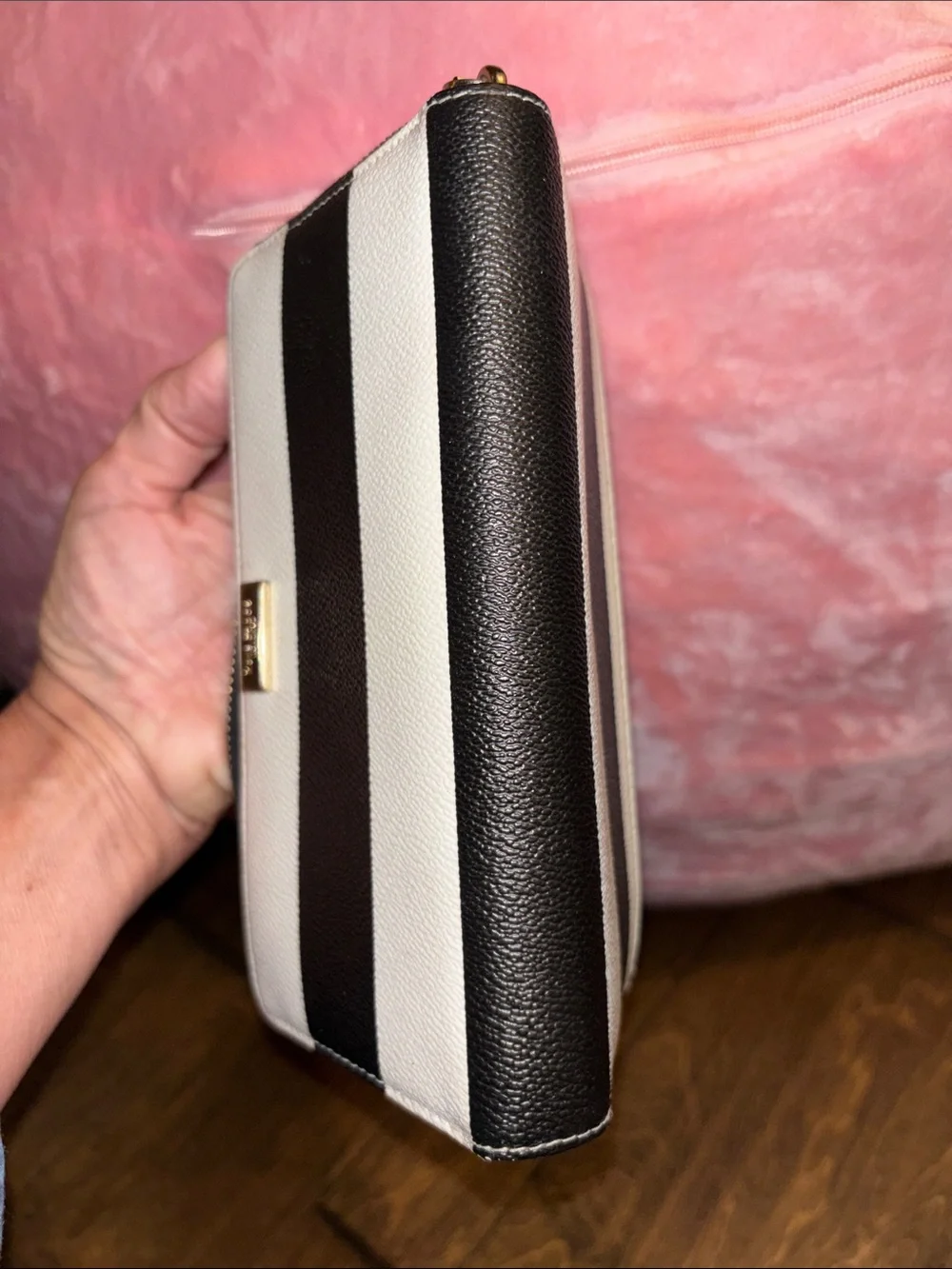 Kate Spade Cruise Stripes zip around wallet